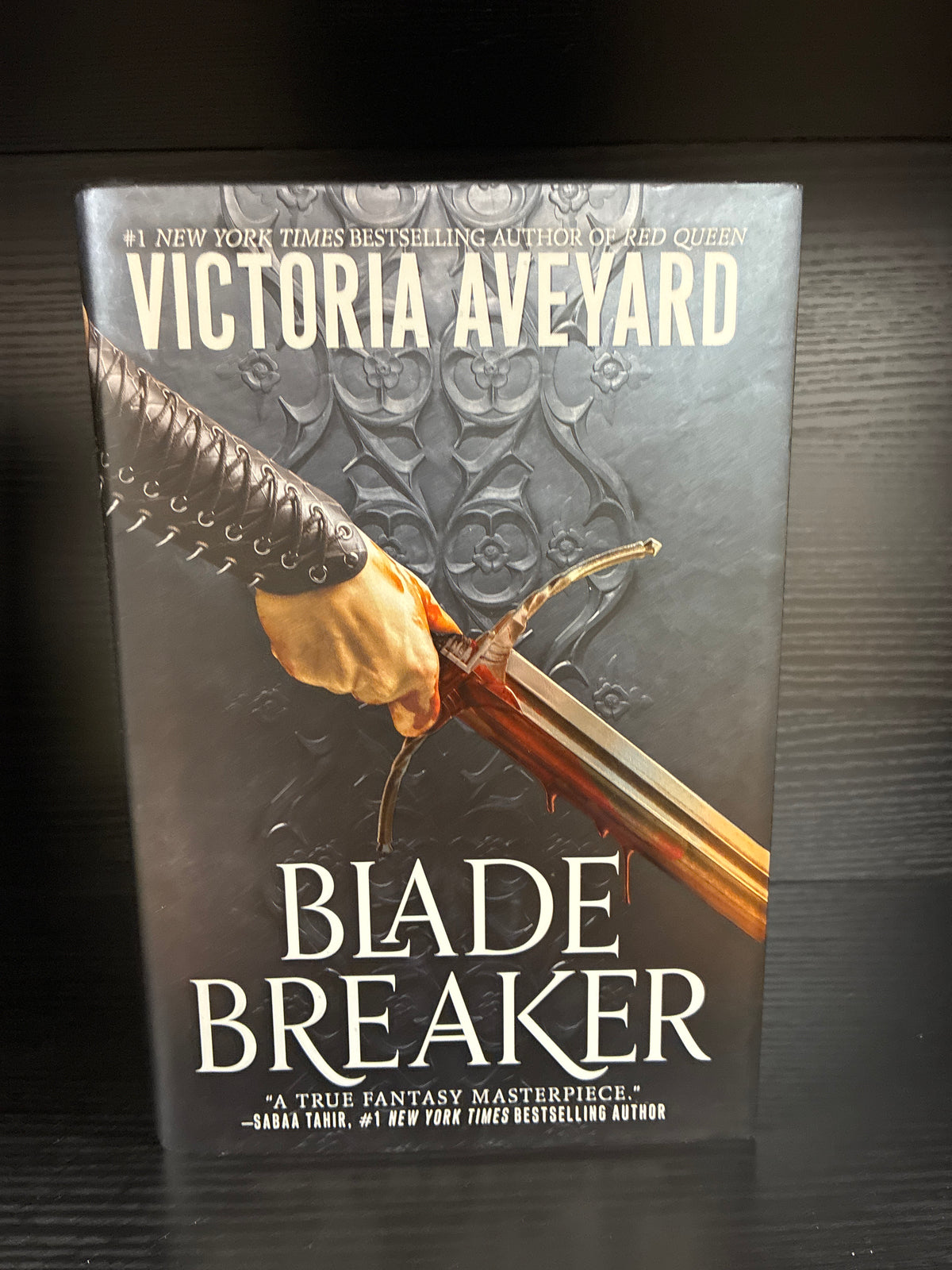 Blade Breaker by Victoria Aveyard