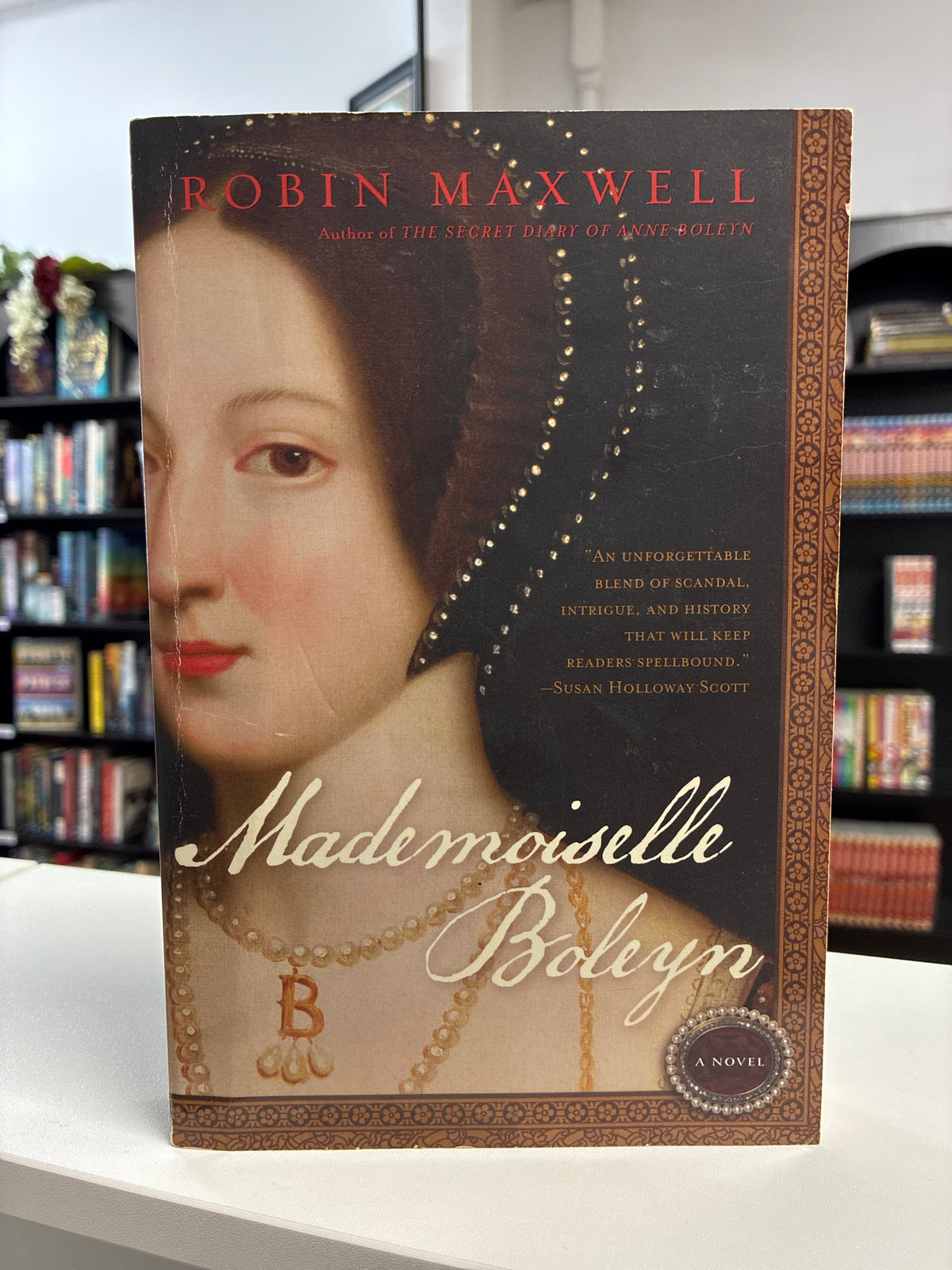 Mademoiselle Boleyn by Robin Maxwell