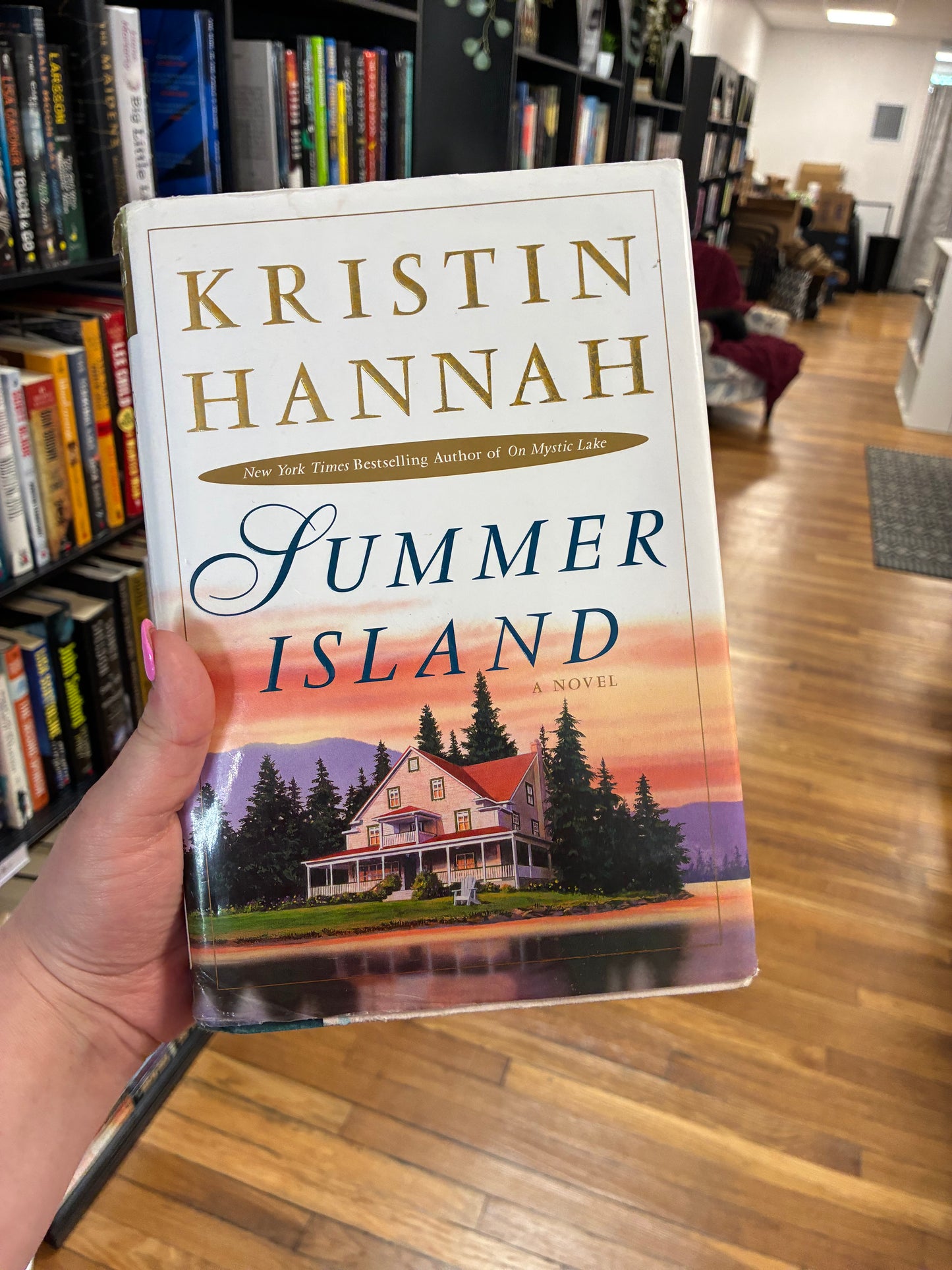 Summer Island by Kristin Hannah