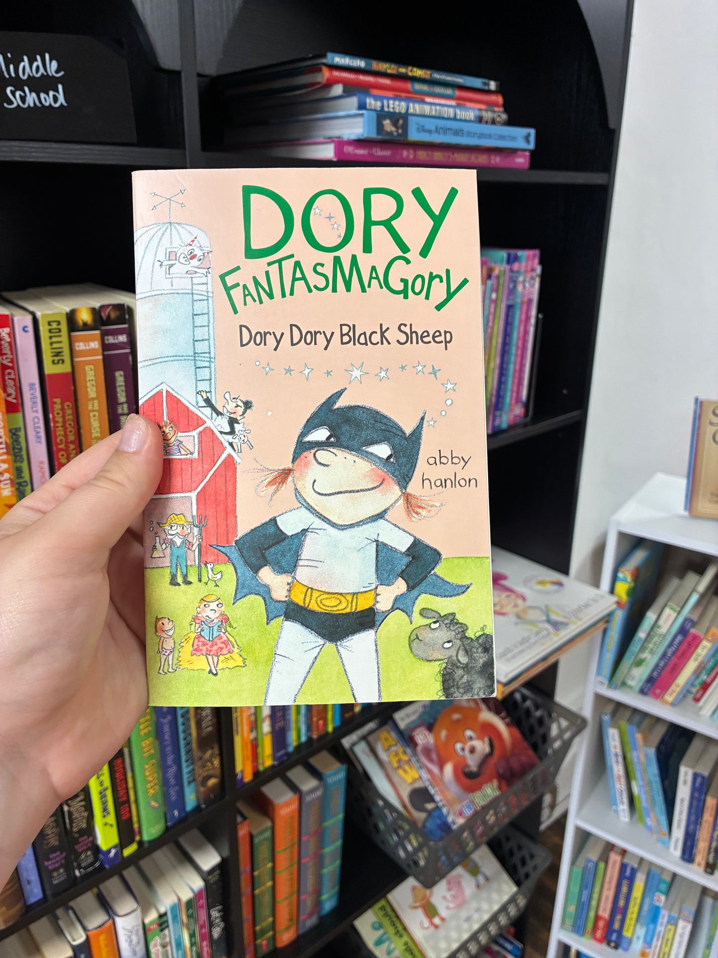 Dory Fantasmagory Dory Dory Black Sheep by Abby Hanlon ( book 3)