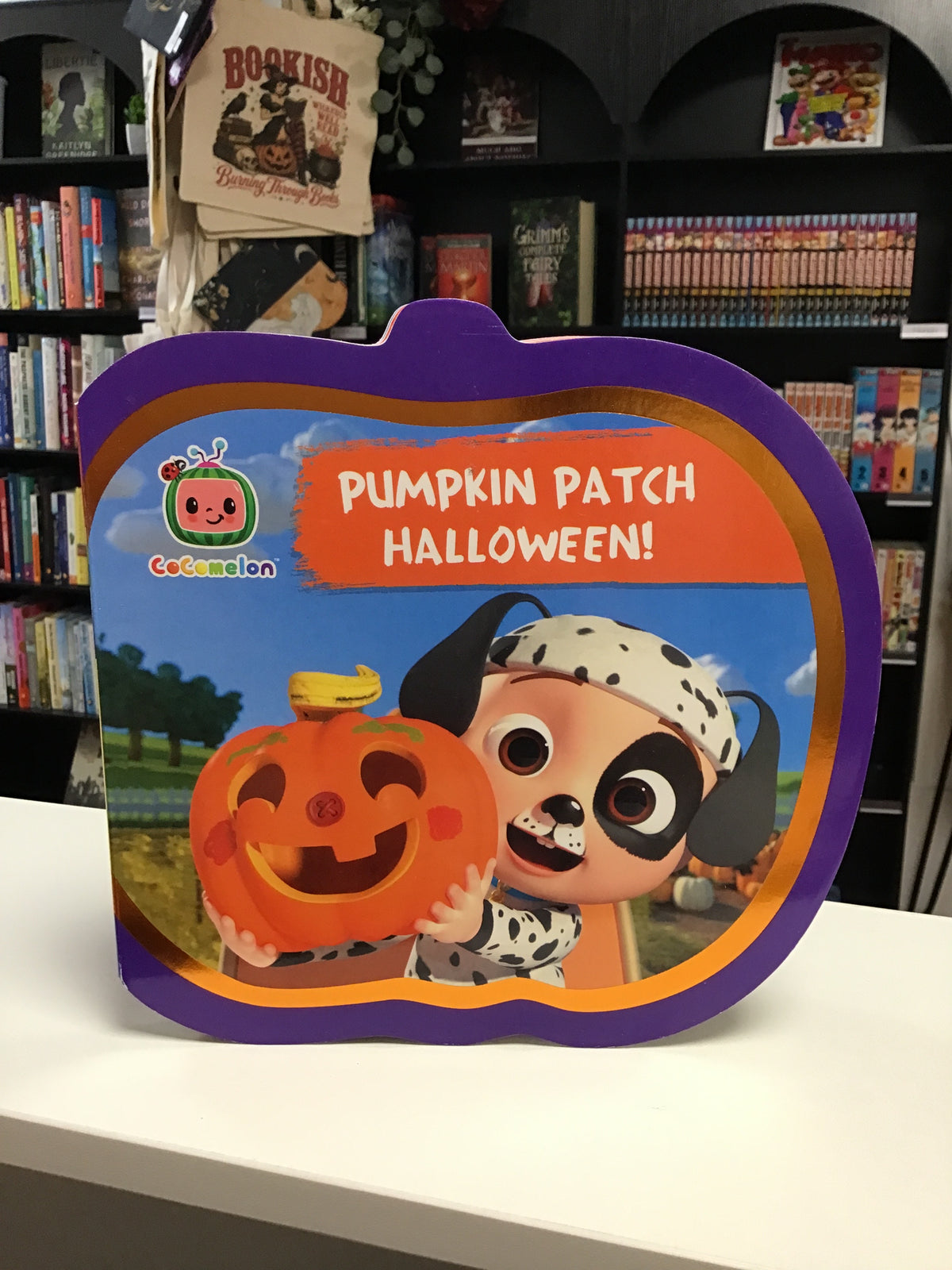 Pumpkin Patch Halloween! Cocomelon