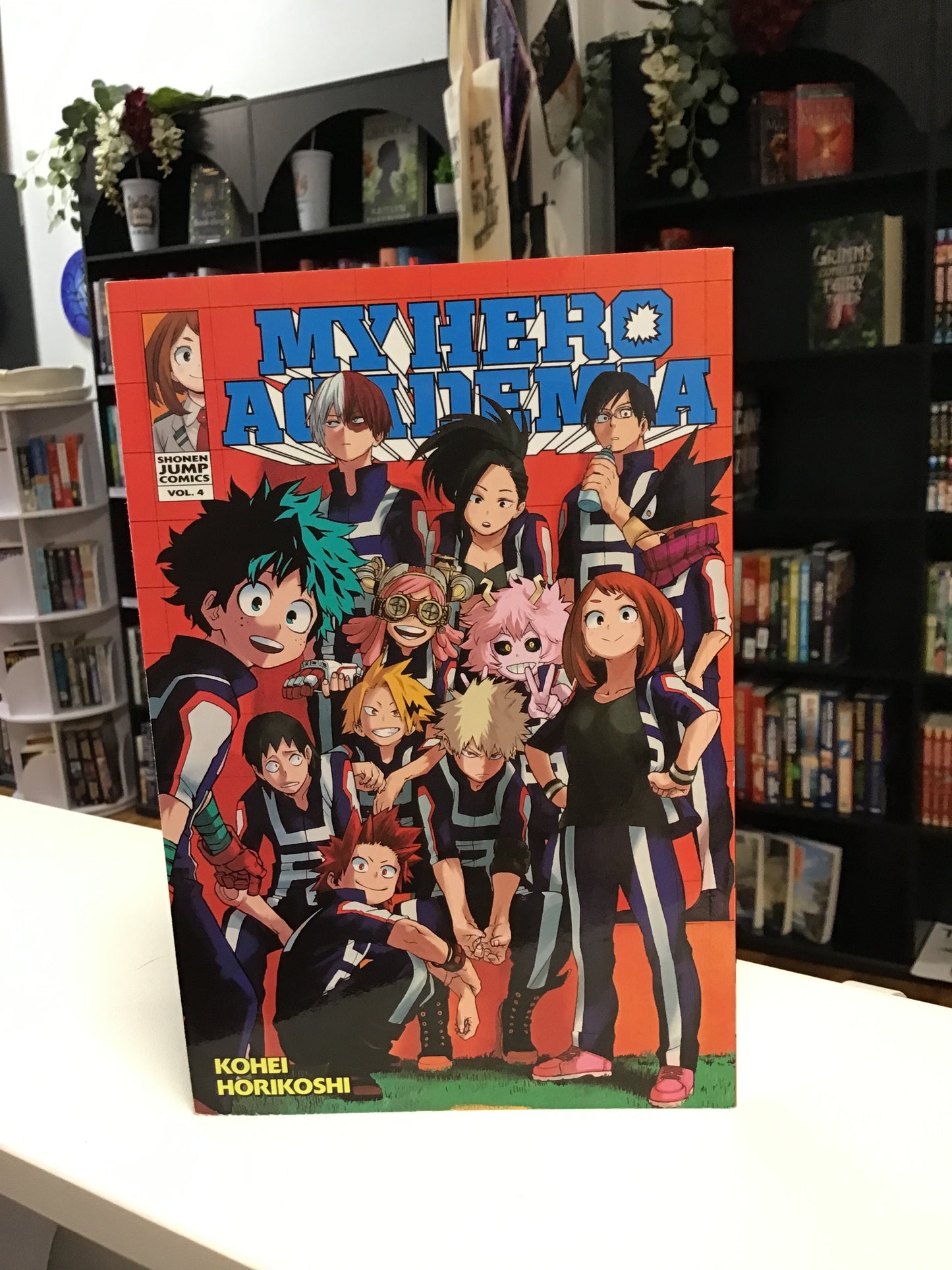 My Hero Academia by Kihei Horikoshi (Volume 4)