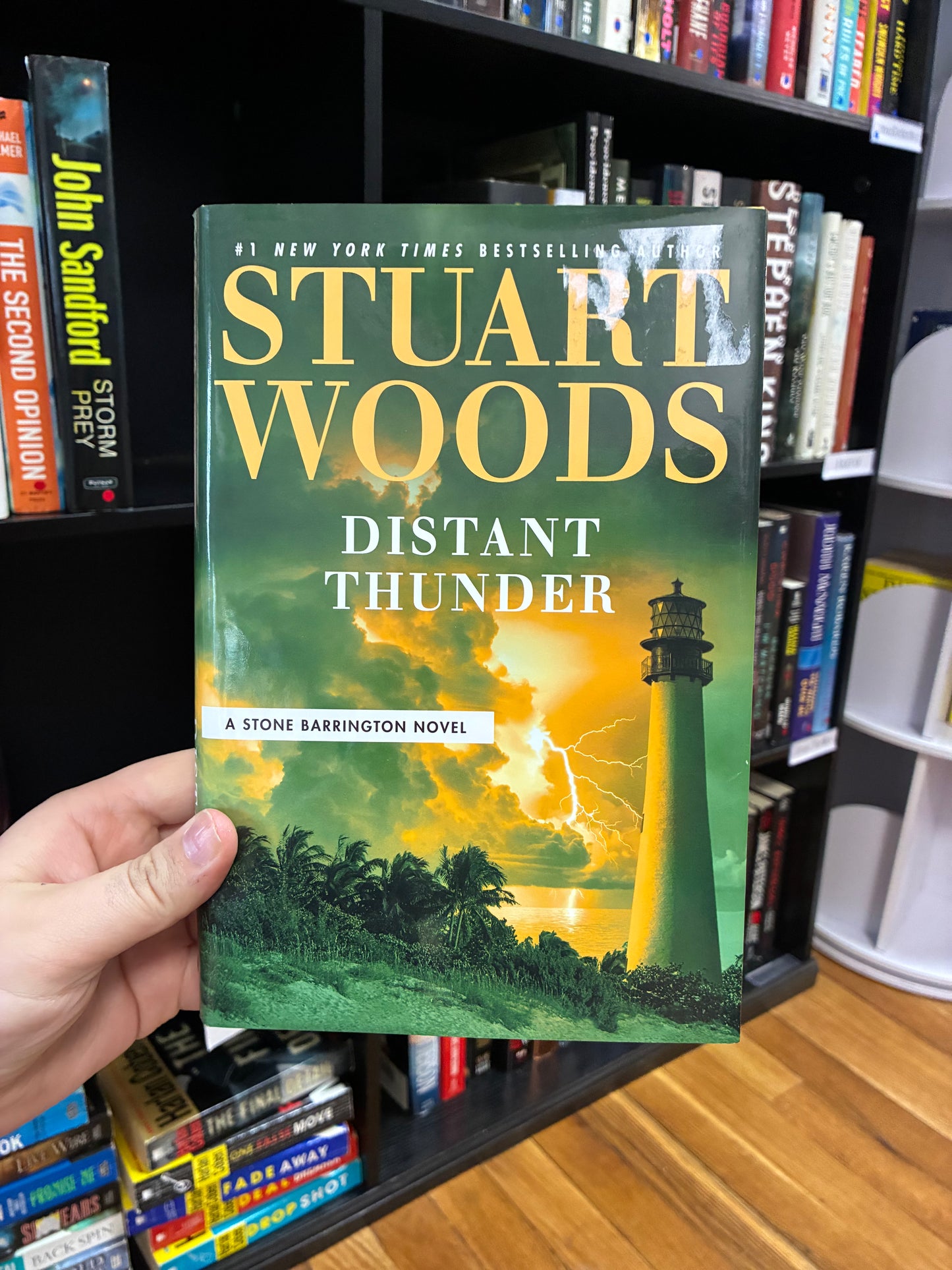 Distant Thunder by Stuart Woods