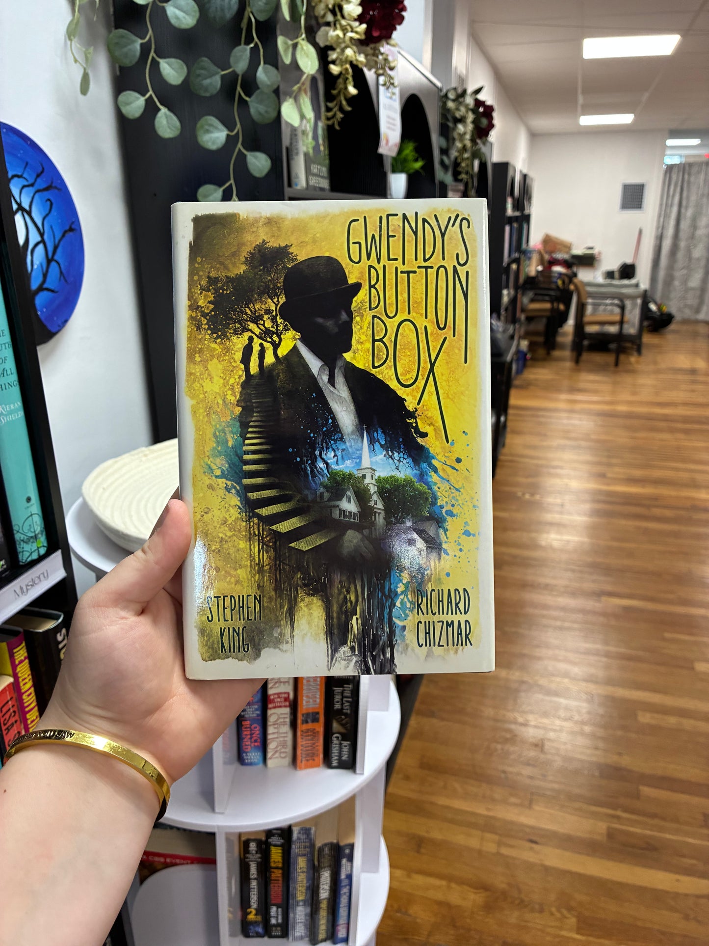 Gwendy’s Button Box by Stephen King and Richard Chizmar (Gwendy’s, Book 1)