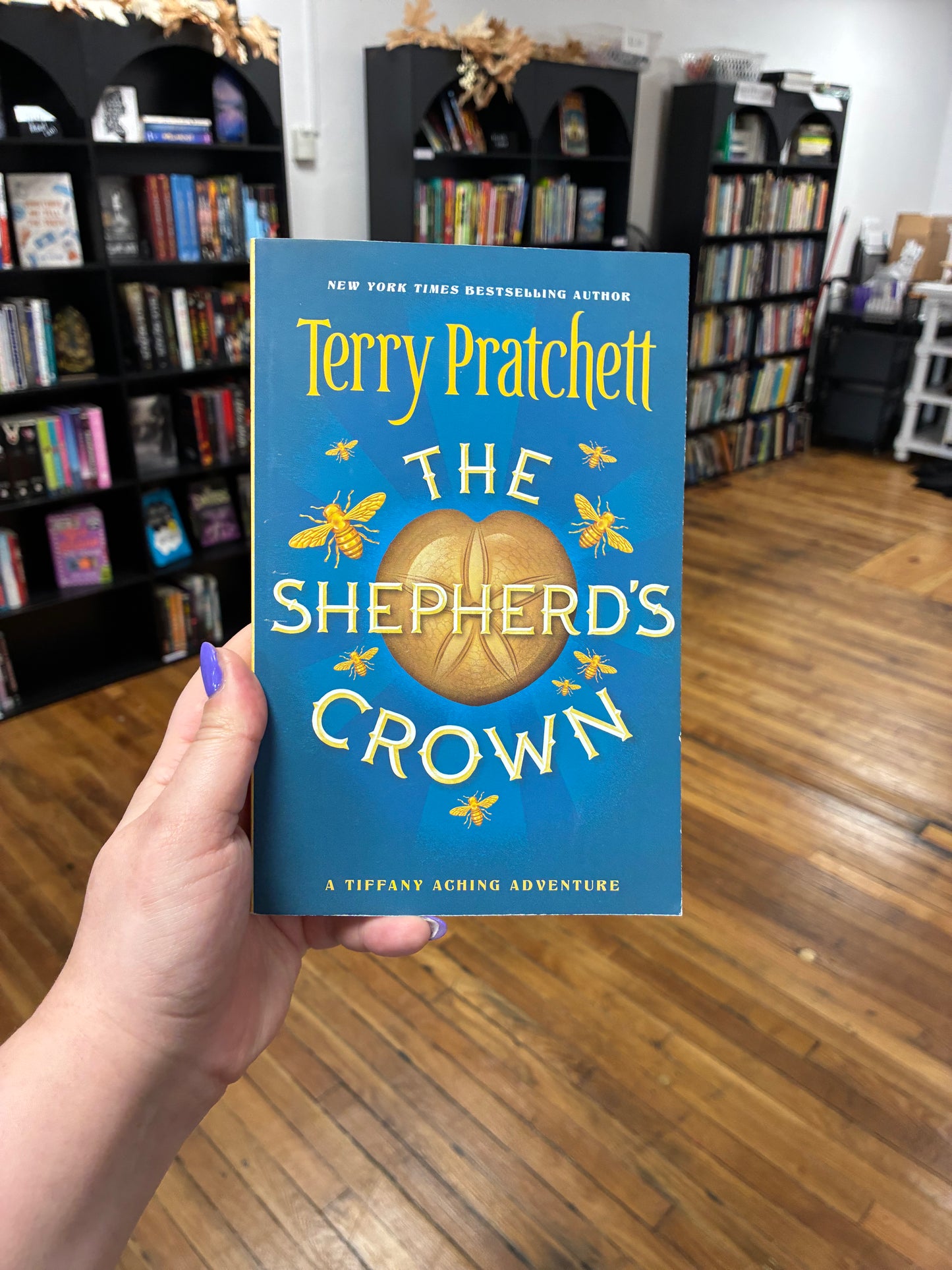 The Shepherd’s Crown by Terry Pratchett